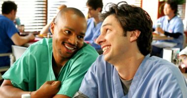 After 15 Years and Many Rumors, This Beloved Sitcom Is Officially Returning With Original Stars