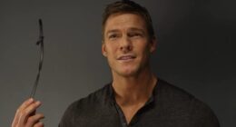 After 3 Seasons, Reacher Will Finally Feature A Moment The Books' Fans Have Craved For 3 Long Years