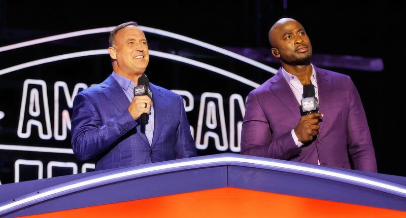 'American Ninja Warrior’s Cannonball Alley Is Finally Conquered by a Woman in Shocking Historic Win [Exclusive Clip]