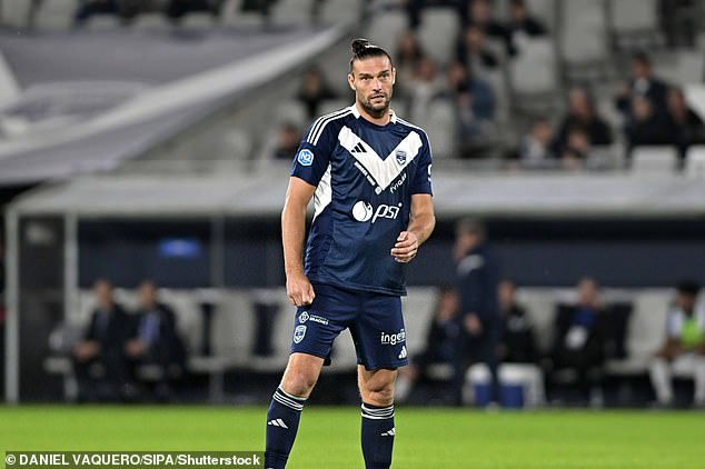 Former Newcastle and Liverpool striker Andy Carroll has been linked with a shock move to non-league side Chelsmford City