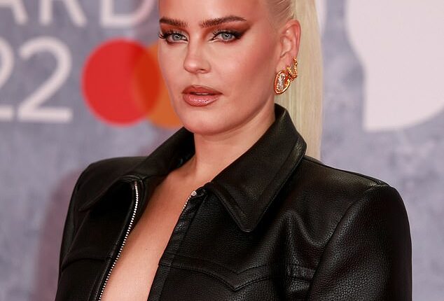 Anne-Marie has revealed that she didn't want to be left alone during her secret battle with post-natal anxiety and depression (Seen in 2022)