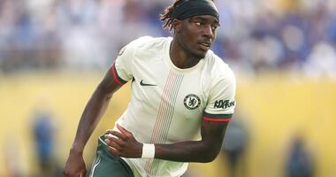 More 2,700 Arsenal fans have signed a petition calling for the club to 'do better' as they close in on the signing of Chelsea winger Noni Madueke