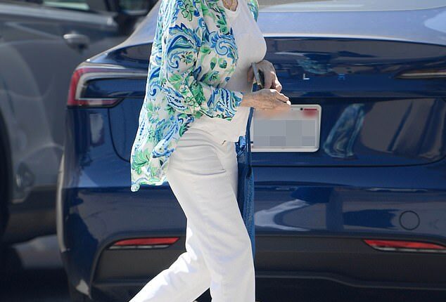 A Bond girl who acted with Sean Connery six decades ago was unrecognizable when she surfaced for a rare outing in Los Angeles this week