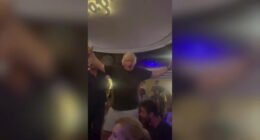 Boris Johnson belts out