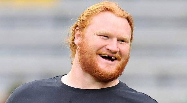 Buccaneers Send Message to Starter Cody Mauch Amid Wedding
