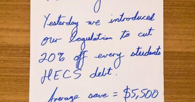 Albo's announcement about slashing HECS debt was missing an apostrophe. Am I being pedantic? Maybe. But think of how many taxpayer-funder advisers read this before it went live