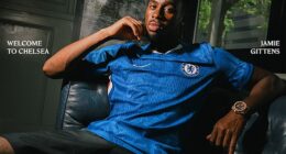 Chelsea have completed the signing of winger Jamie Gittens from Borussia Dortmund
