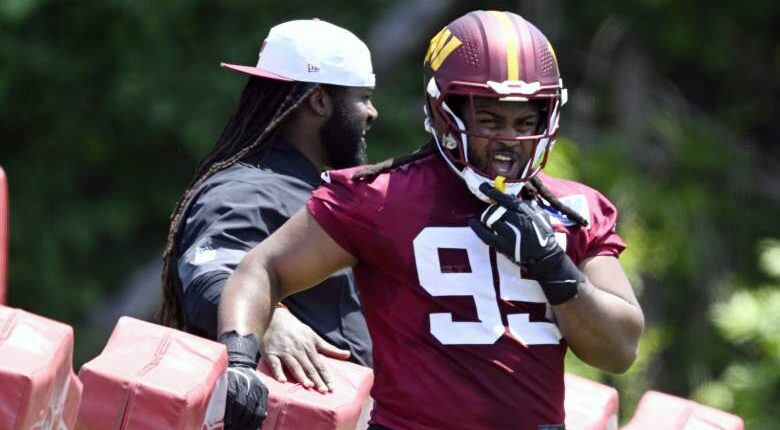 Commanders DT Newton Put on NFL "All-Breakout Team" Defense