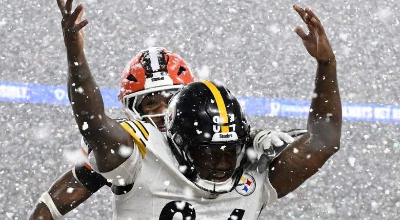 Cordarrelle Patterson Breaks His Own News on Steelers Future