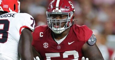 Cowboys 1st-Round Pick Already Demoted From Starting Job