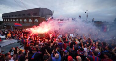 Crystal Palace fans unhappy about UEFA’s Europa League decision