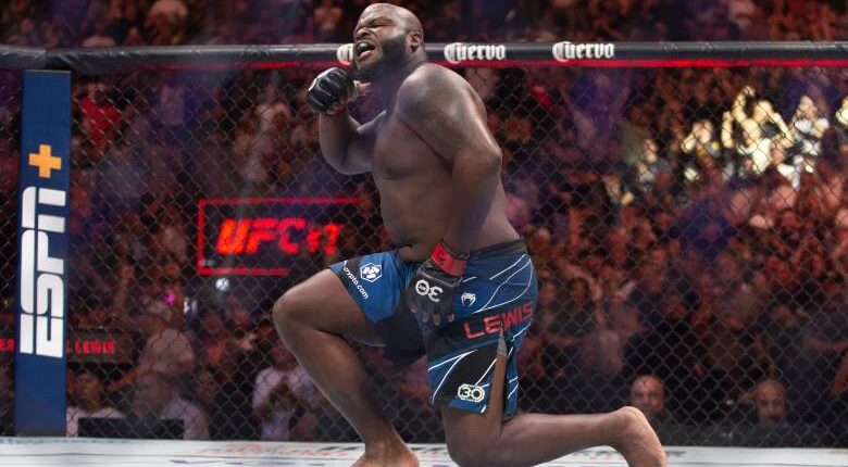 Derrick Lewis KOs Teixeira, Taunts Corner