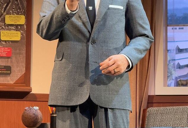 Disneyland visitors have been left horrified after the unveiling of a new hyper¿realistic animatronic figure of Walt Disney