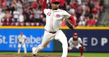 Dodgers Call Up Former All-Star Reliever in Hopes of Bolstering Bullpen