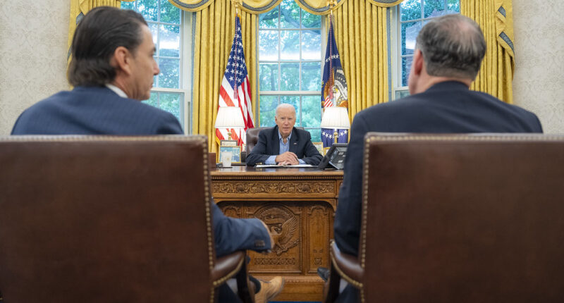Elite Law Firms Sprint To Help Biden Aides For Free