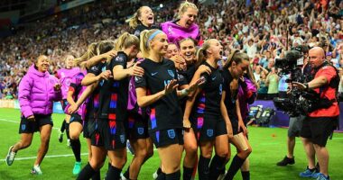 Chloe Kelly scored a dramatic winner to send England into the European Championship final