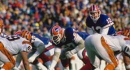 Former Bills QB Turns Heads With Major Honor