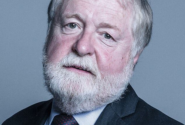 Former Metropolitan Police commissioner Lord Ian Blair has died at the age of 72