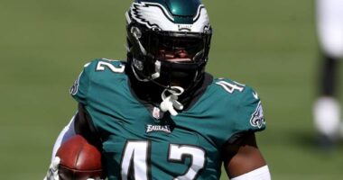 Giants Sign Former Eagles Draft Pick at Start of Training Camp