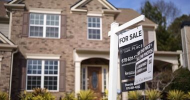 Experts have warned that the housing market is only set to deteriorate further