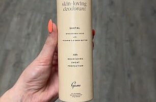 Gem Skin-Loving Deodorant in Santal