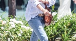 Fans of one of the most beloved ¿90s teen dramas got a treat this week when one of its standout TV moms stepped out in Los Angeles on Wednesday