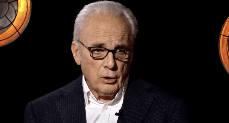 In A World Of Chip And Joanna Gaineses, Be A John MacArthur