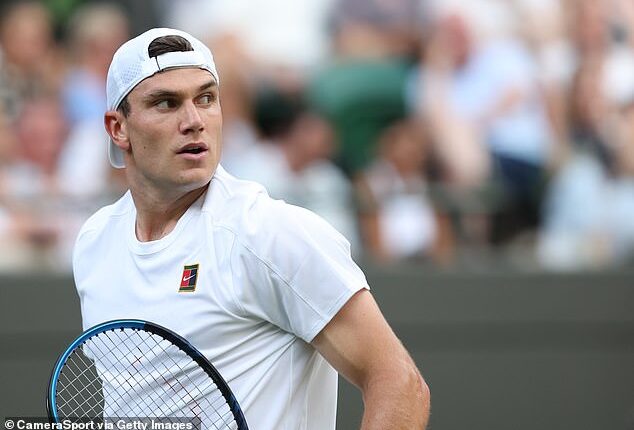 Jack Draper cruised into the second round at Wimbledon after a comfortable victory