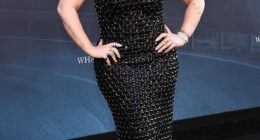 Jennifer Love Hewitt wowed fans as she showed off a new curvy look during a rare red carpet appearance on Monday evening at the I Know What You Did Last Summer movie premiere