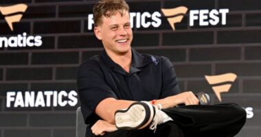 Joe Burrow credits Sylvester Stallone for samurai sword hookup in Netflix’s Quarterback S2
