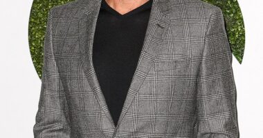 Heartbreaking new details have emerged in Nip/Tuck star Julian McMahon's cause of death days after his shock passing aged 56 - pictured 2015
