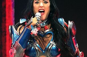 Katy Perry sparked romance rumors with former Canadian Prime Minister Justin Trudeau at a cozy dinner date just weeks after her split from Orlando Bloom was confirmed