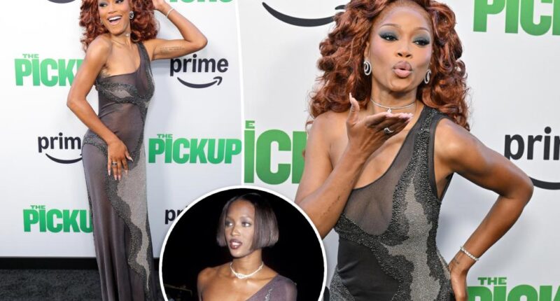 Keke Palmer channels Naomi Campbell in vintage Versace at 'The Pickup' premiere
