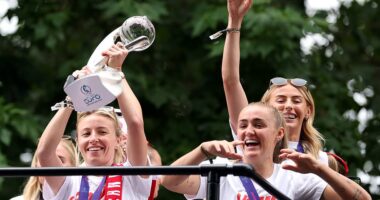 Lionesses kick off homecoming celebrations with open-top bus parade as 50,000 expected at victory party: Live updates