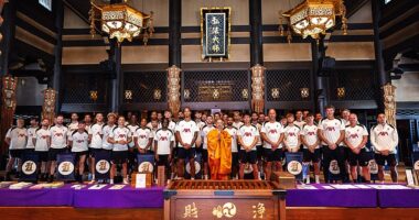 The Liverpool squad visited the 1,000-year-old Ekoin Temple in japan at the start of the second leg of their Asia tour