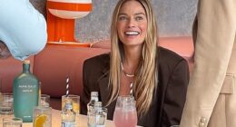 Margot Robbie flashed a dazzling smile as she enjoyed brunch and drinks with pals at Bondi Green restaurant in London's Paddington this week
