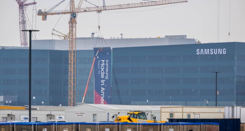 Musk says Tesla is the unnamed client in Samsung’s $16.5 billion microchip deal
