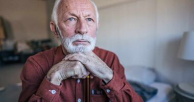 My husband’s brother left his $600K estate to a friend. Can we contest the will? He experienced oxygen deprivation due to COPD.