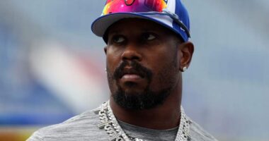 NY Giants Rival Signs Von Miller Ahead of Early Season Test