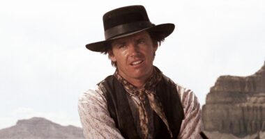 Nearly 60 Years Ago, Jack Nicholson's Chilling Performance Elevated This Brilliant 100% Rotten Tomatoes Western