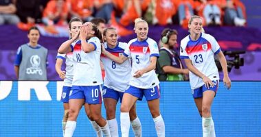 The Lionesses thrashed the Netherlands 4-0 to make up for their opening defeat versus France