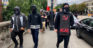 Portland Woman Confronts Antifa at ICE Facility, Calls for National Guard – RedState