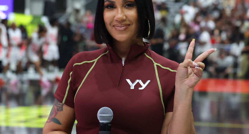 Wayment! Queen Naija Has The Internet Puzzled After Comparing Herself To This Car (PHOTO)