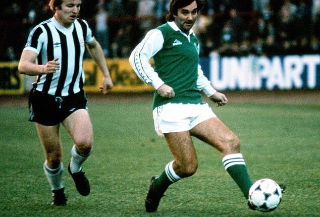 The legendary George Best in action for Hibernian against St Mirren in 1979