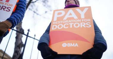 Talks between Health Secretary and BMA to take place next week – report