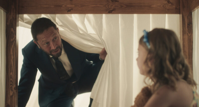 THE BEAR — “Bears”— Season 4 Episode 7 (Streams Thursday, June 26th) Pictured: Ebon Moss-Bachrach as Richard “Richie” Jerimovich, Annabelle Toomey as Eva. CR: FX.