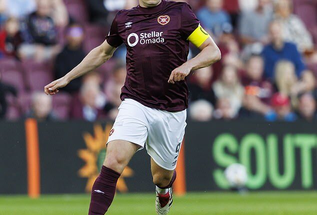 Captain Lawrence Shankland put an end to speculation over his future after signing a new deal