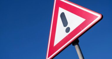 This early-warning indicator is telling the stock market that a recession is more likely