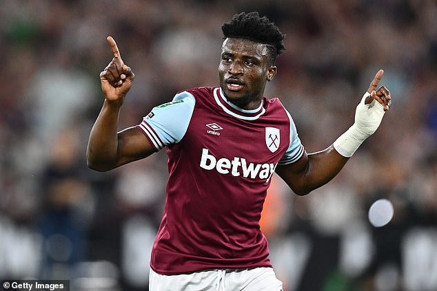 Tottenham confirm £55m signing of Mohammed Kudus from rivals West Ham as forward becomes Thomas Frank's first major signing