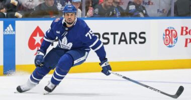 Trade Pitch Has Maple Leafs Acquiring Reaves Replacement